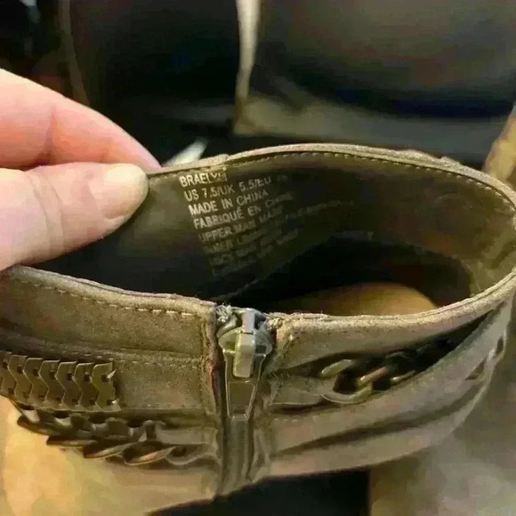 Just  Fab ankle boots grey super cute straps size 7.5 - Picture 4 of 6